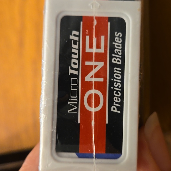 Micro Touch One Classic Safety Razor - Picture 6 of 6